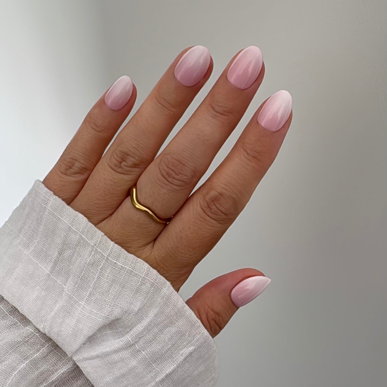 Dream Instant Mani Co. Ombre Press on Nails