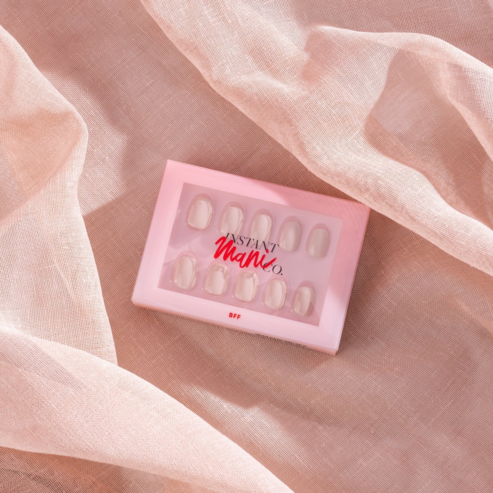 Instant Mani Co. Extra Short BFF Press on Nails